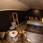 Raet Camping Færvik